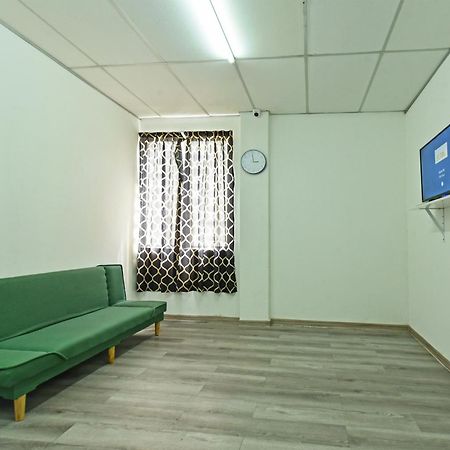 Spot On 90500 Sri Rampai Metro Hostel Kuala Lumpur Exteriér fotografie